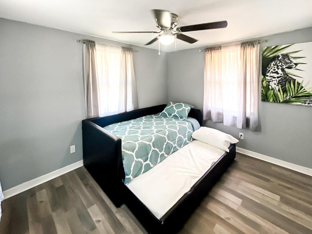 Sarasota Modern, Spacious, Comfy, Queen Beds, Backyard Rental מראה חיצוני תמונה